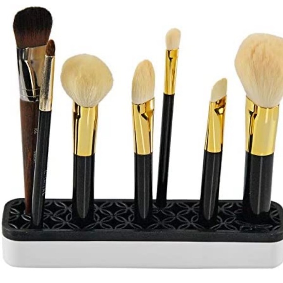 Silicone Make up Brush Holder - Picture 1 of 7